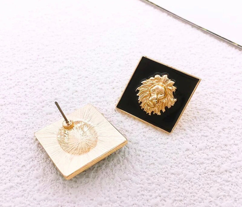 Glam Black Squared Lion Earrings